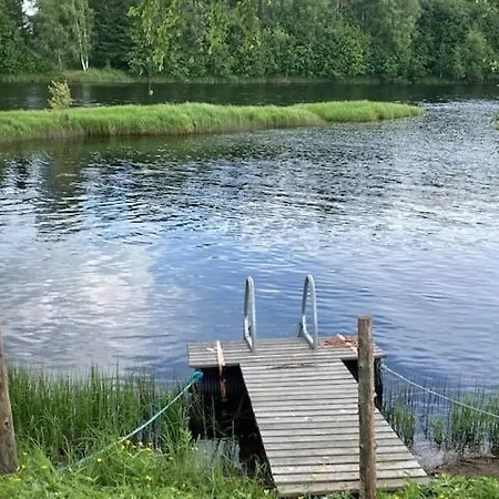 Alanko Lodge *